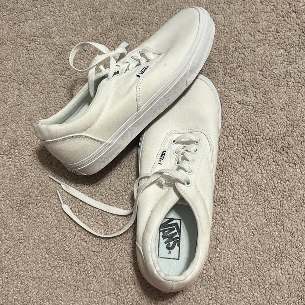 NEW WHITE VANS - men’s size 8